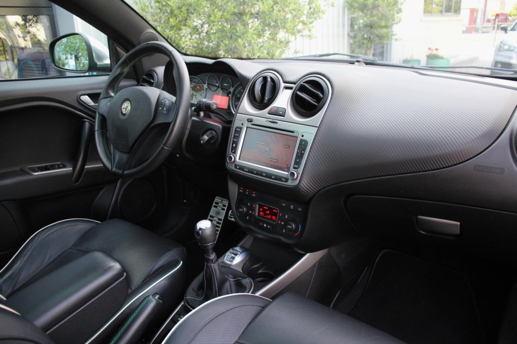 Alfa Romeo MiTo 0.9 twinair sportiva - leder - navi - pano - 18inch - org n
