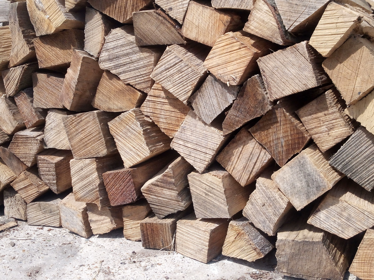 Haardhout brandhout kachelhout aanmaakhout