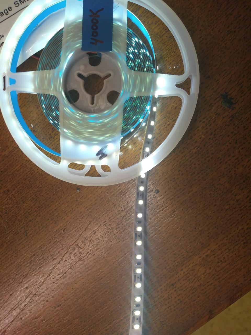 Te koop Led strip 4000k van 4 meter  12 Volt .