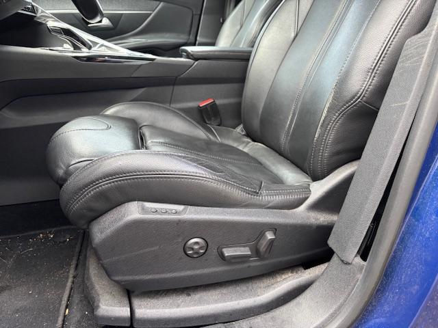 Peugeot 3008 allure 1.6turbo-165pk automaat(eat6) navi/camera/lmv18/keyless