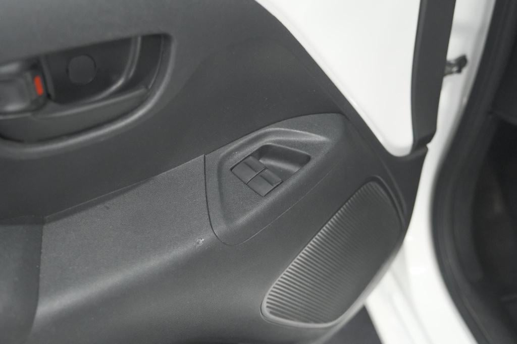 Citroen C1 1.0 vti feel | airco | bluetooth radio | getint glas | 5 deurs