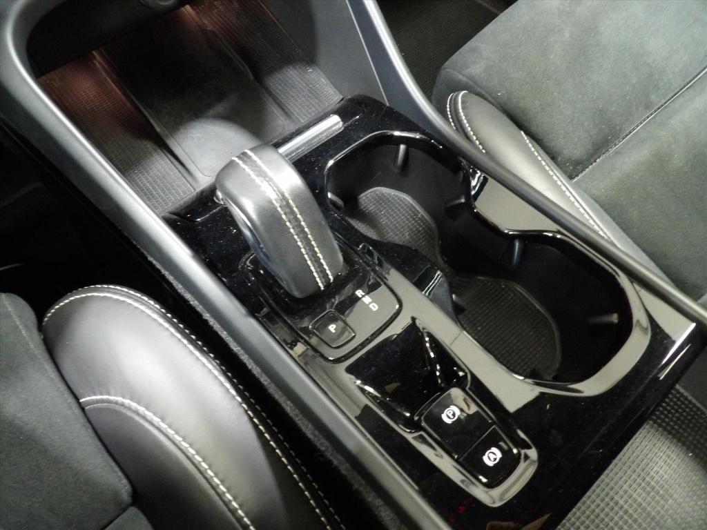 Volvo XC40 t5 twin engine 262pk geartronic r-design