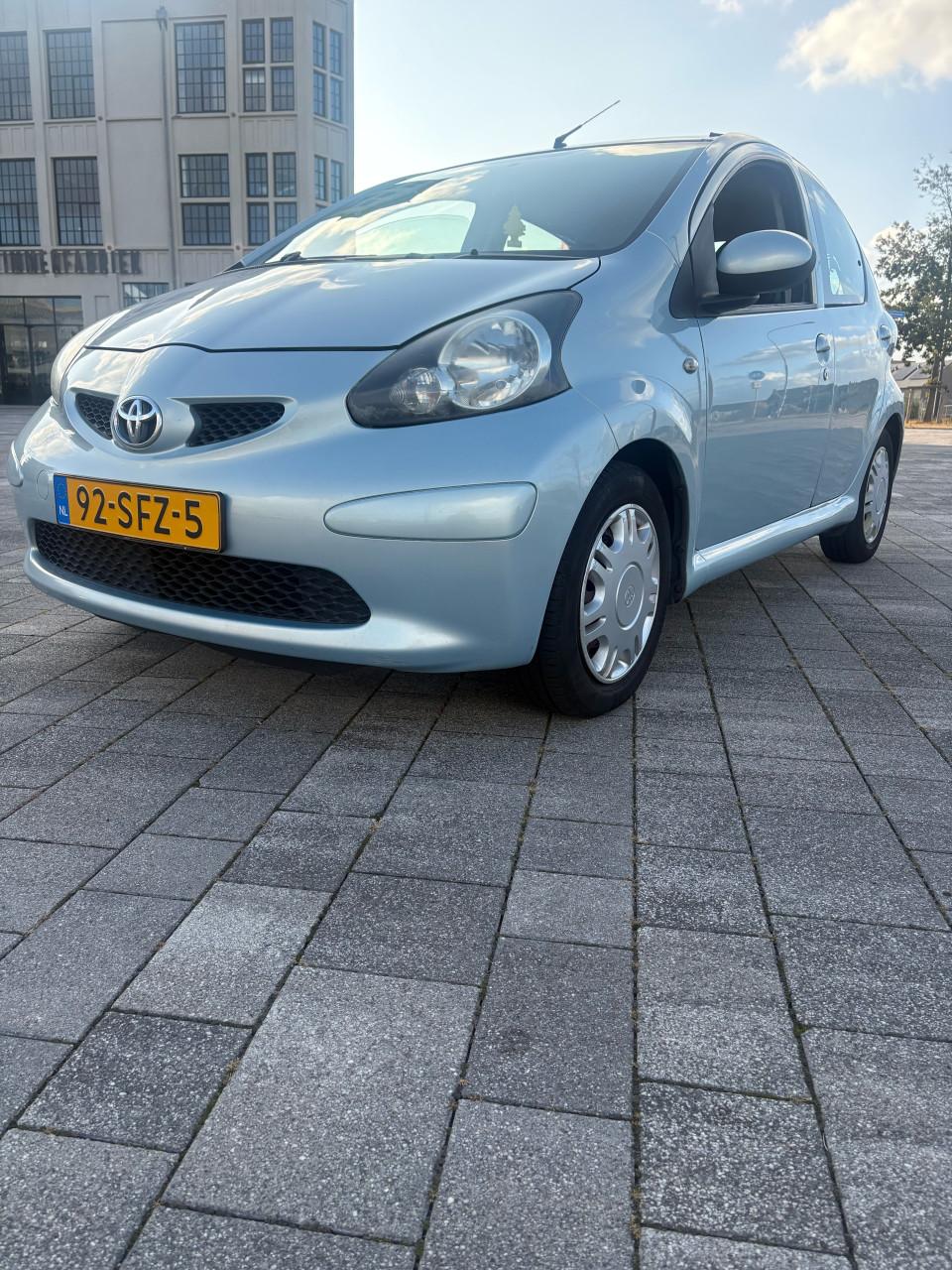 Toyota Aygo 1.0 benzine 2006 model