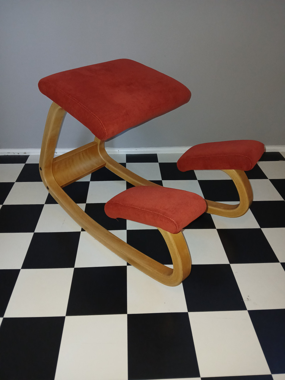 Stokke kniestoel