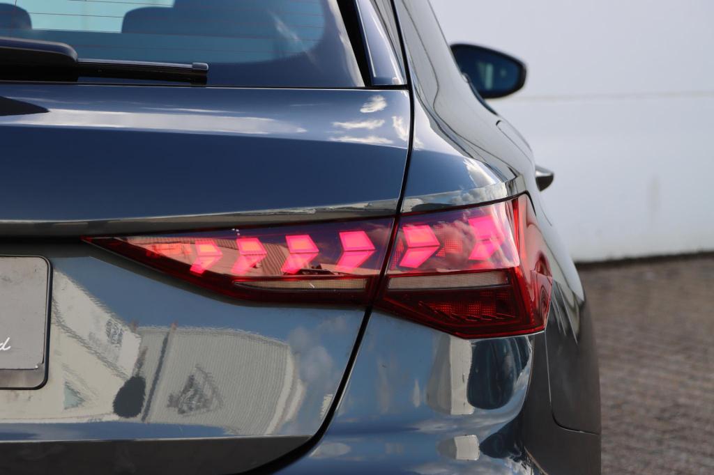 Audi A3 sportback 35 tfsi advanced edition 150pk s-tronic | carplay | camer