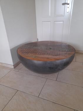 Super gave  design salon tafel 90 x 40H ( in goede nette staat)