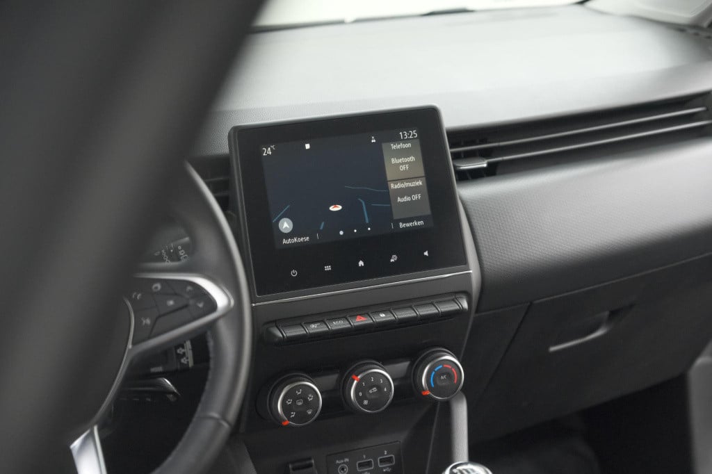 Renault Clio tce 90 equilibre | parkeersensoren | apple carplay | navigatie