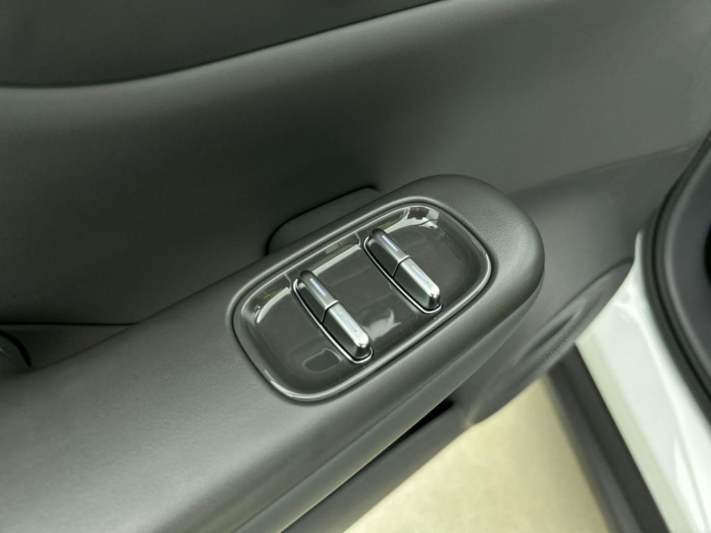 Leapmotor B10 design promax 67.1 kwh | demo auto | ** beschikbaar per 01-05