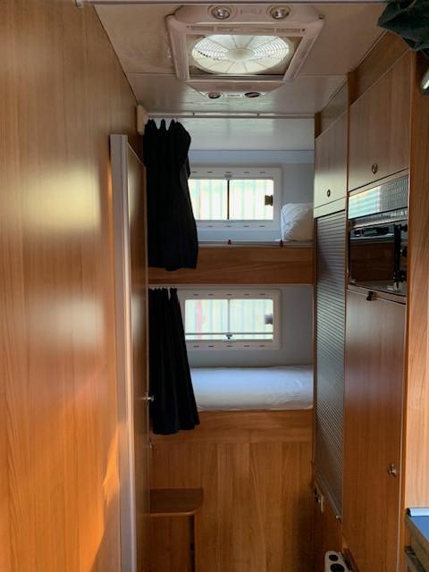 Camper