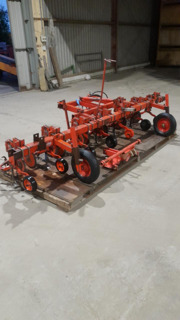Steketee schoffelmachine.