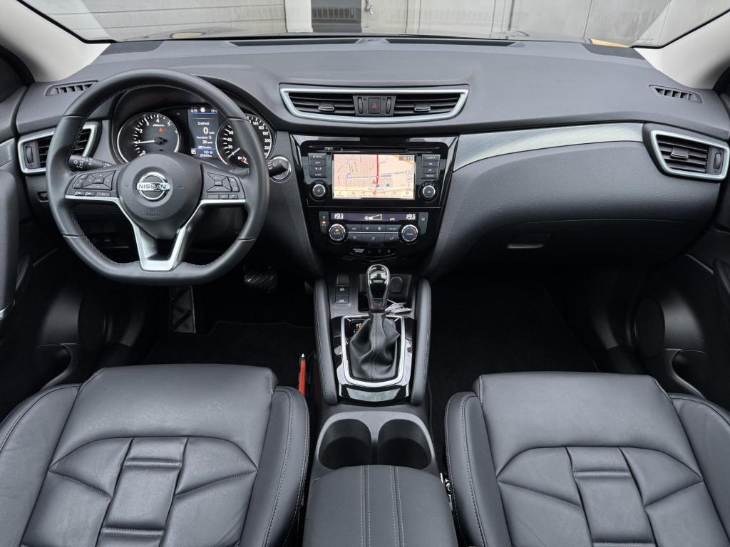 Nissan Qashqai 1.3 dig-t premium edition automaat incl. trekhaak!