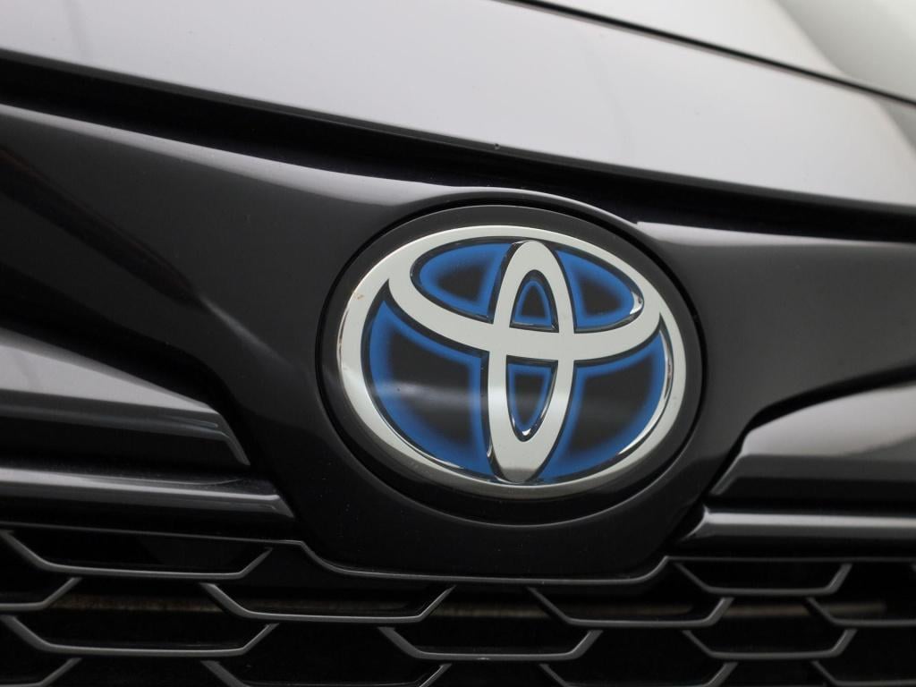 Toyota Corolla Touring Sports 1.8 hybrid business plus | automaat | stoel v