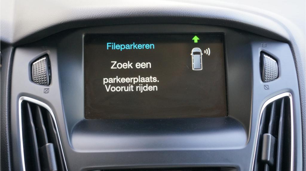 Ford Focus wagon 1.0 titanium edition rijklaar incl garantie