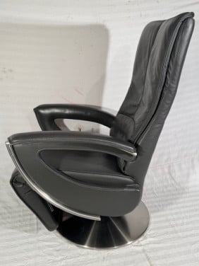 Relaxfauteuil/Relax fauteuil/Stoel. Prominent.