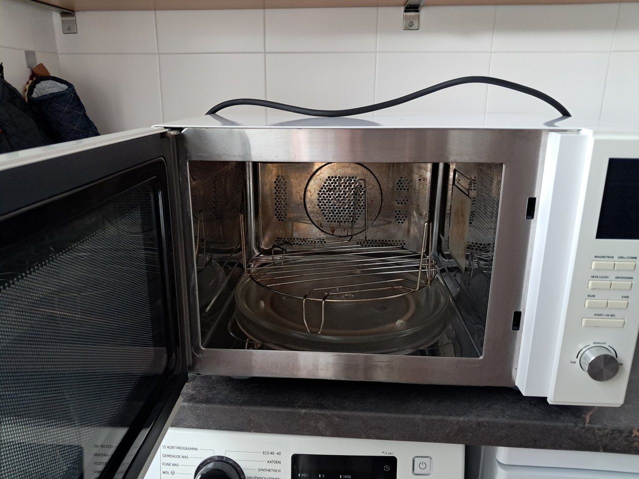 Inventum combimagnetron