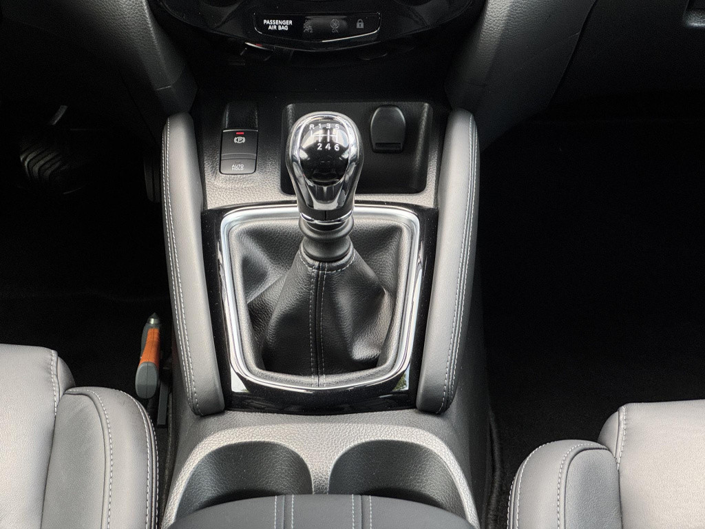 Nissan Qashqai 1.2 tekna + | trekhaak | panoramadak | nappa leder | bose au