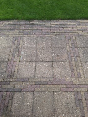 10m2 klinkers rood, geel, grijs genuanceerd