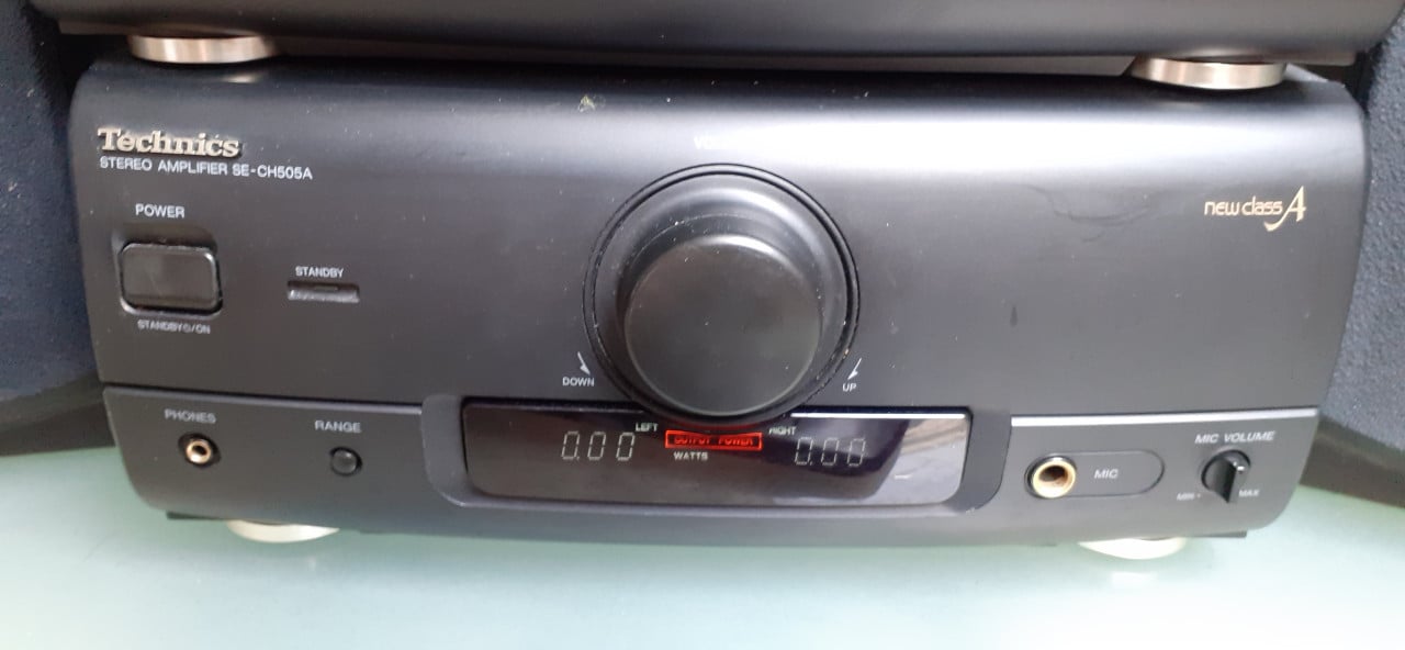 Stereo set technics compleet met boxen kabels en ab