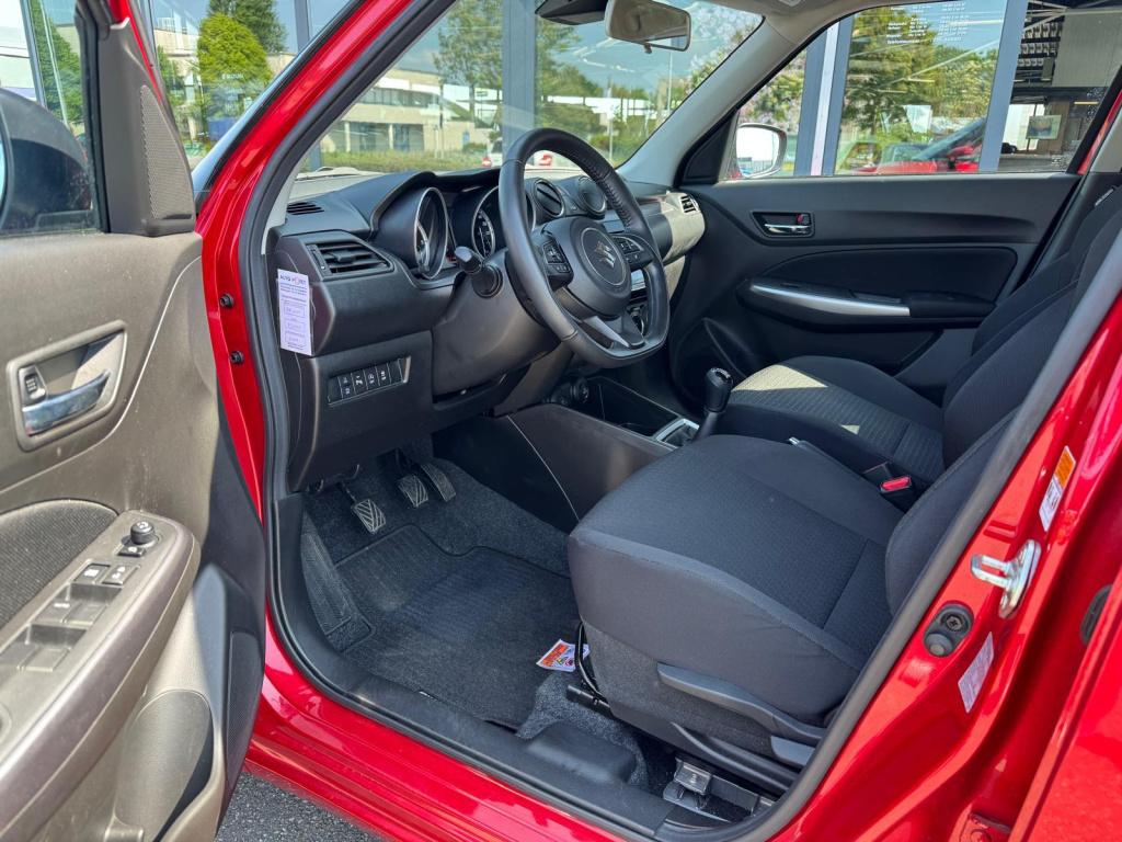 Suzuki Swift 1.2 style smart hybrid