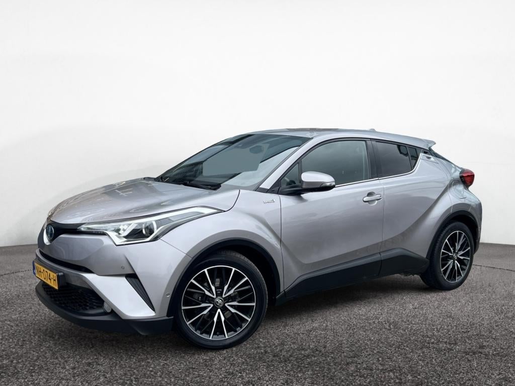 Toyota C-hr 1.8 hybrid executive | trekhaak |