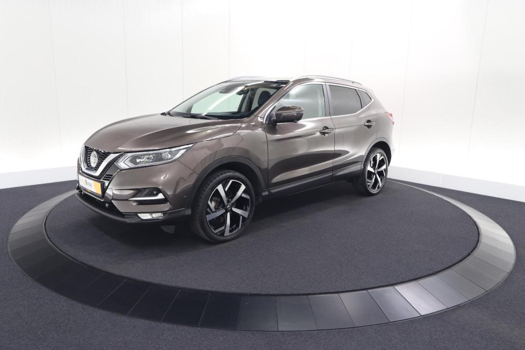 Nissan Qashqai 1.3 dig-t tekna | trekhaak | panoramadak | adaptieve cruise 