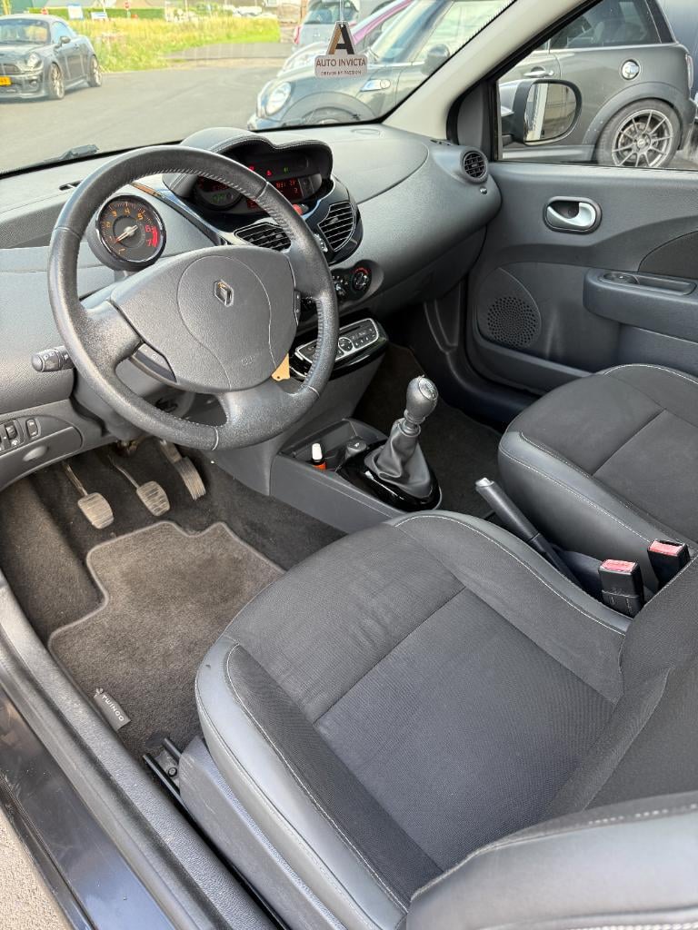 Renault Twingo 1.2-16v night & day - airco - nieuwe distributie