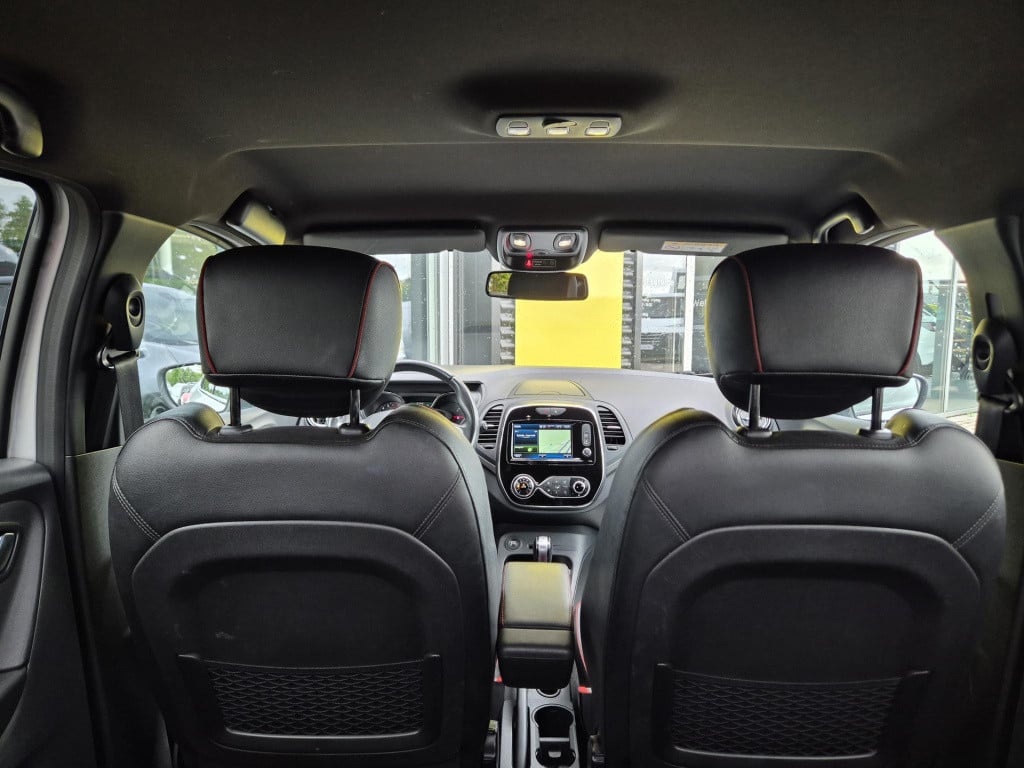 Renault Captur 1.3 tce 150 edc automaat red edition alcantara bekld., camer