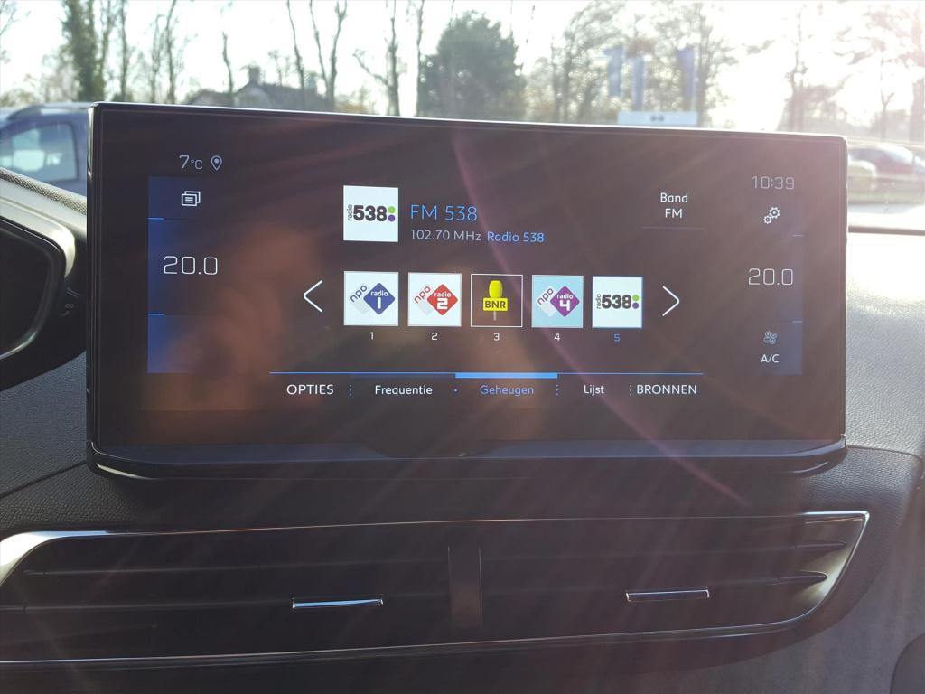 Peugeot 5008 gt 1.2-130pk automaat(t8/7p)trekhaak | apple carplay&android a