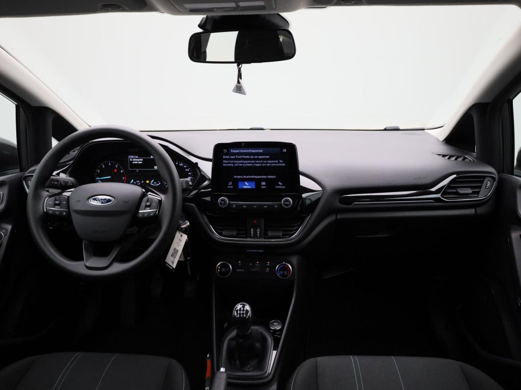 Ford Fiesta 1.1 trend | parkeer sensoren | airco | dab | bluetooth
