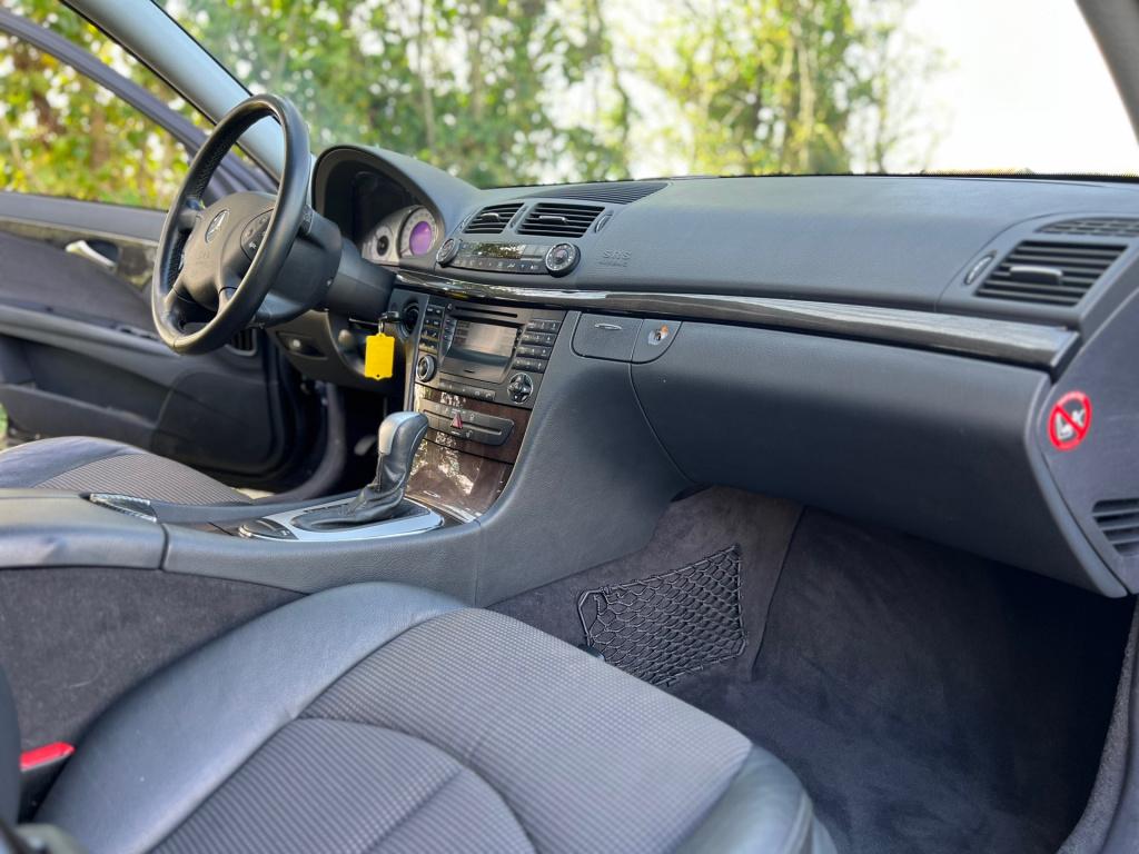 Mercedes-Benz E-Klasse 240 avantgarde