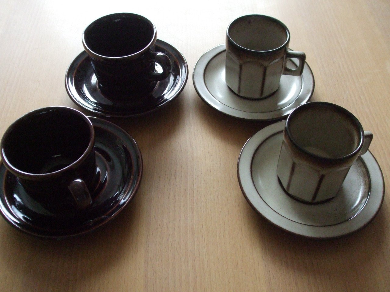Te koop kop en schotels.(nieuw).