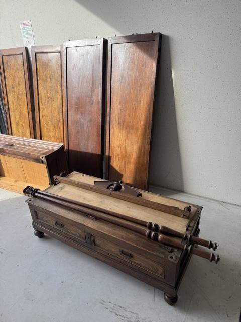 Te koop grote antieke kast