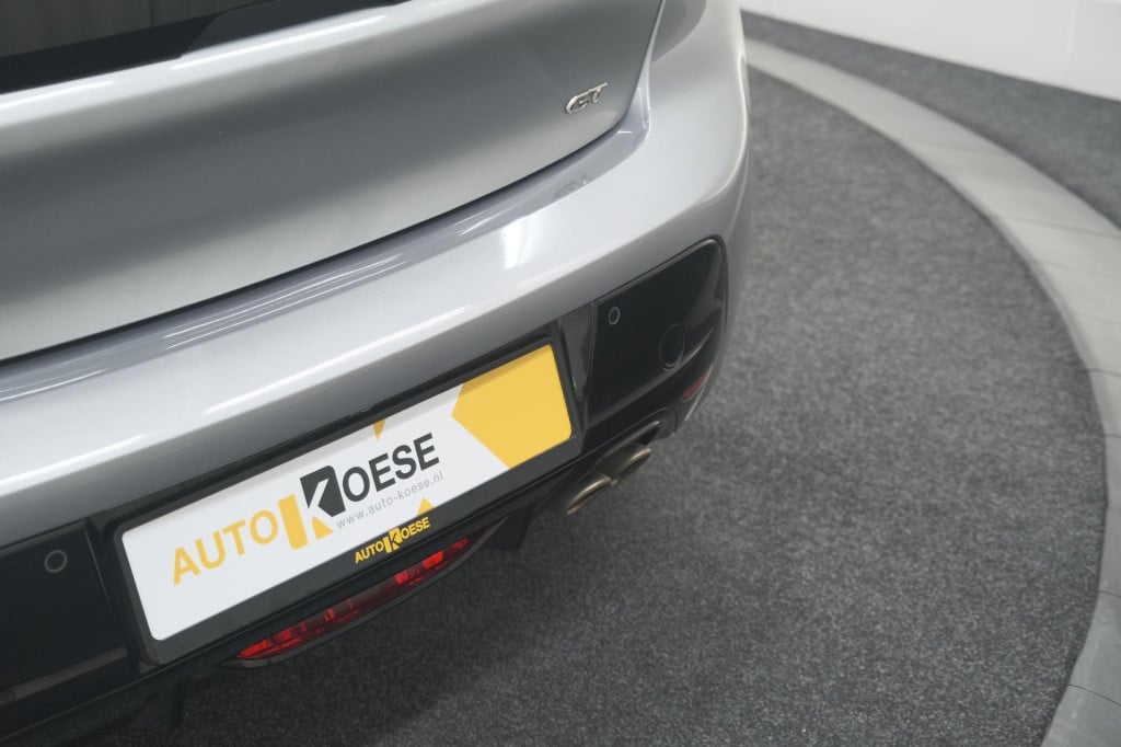 Peugeot 208 puretech 131 eat8 gt | camera | dodehoekdetectie | navigatie | 