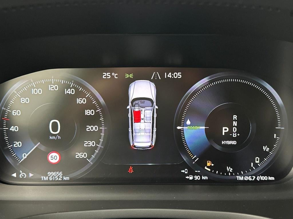 Volvo V60 t6 398pk recharge r-design| camera| trekhaak| stoel+stuur.verw|