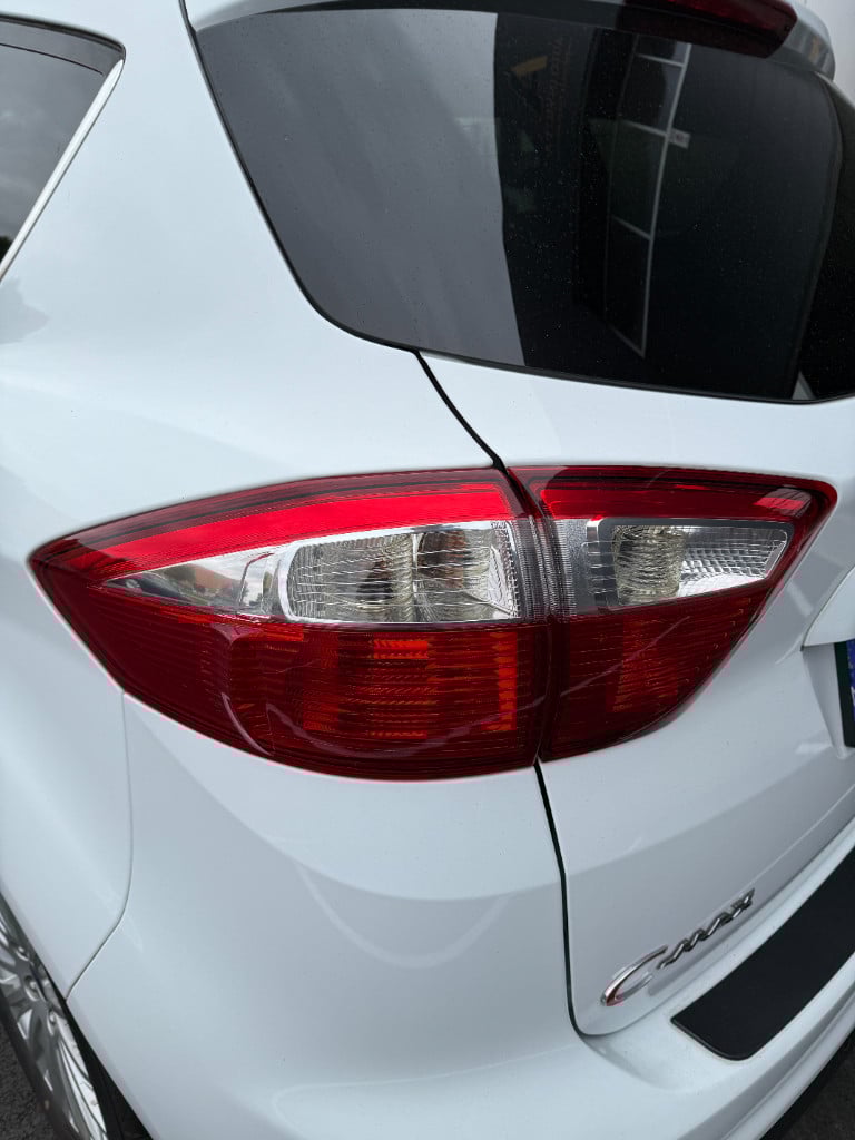 Ford C-max 1.0 - titanium - nieuwe distributie -125pk
