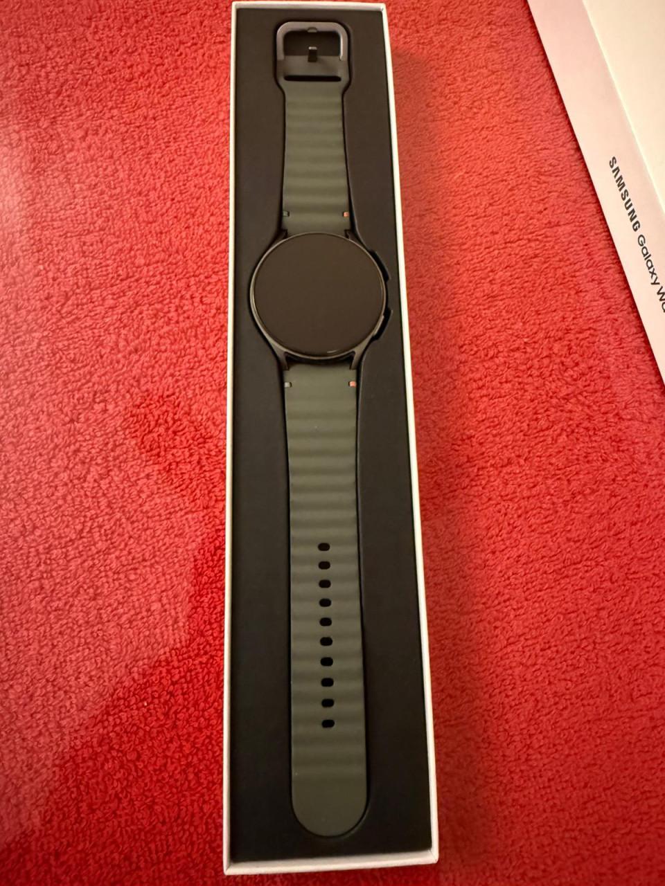 Te Koop Samsung Galaxy Watch7 Groen 44 mm.