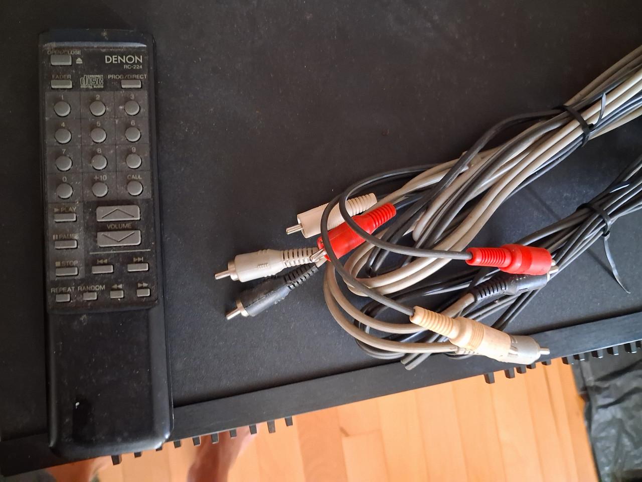 Stereo toren uit losse componenten