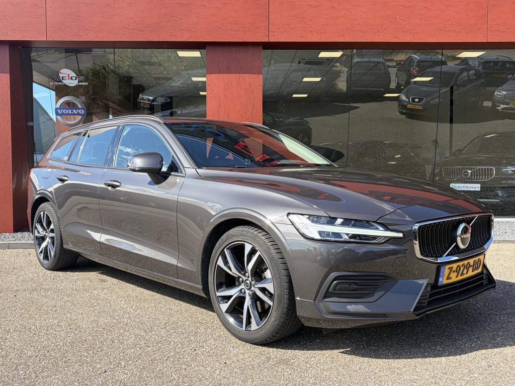 Volvo V60 2.0 b3 essential edition | trekhaak | winterpack