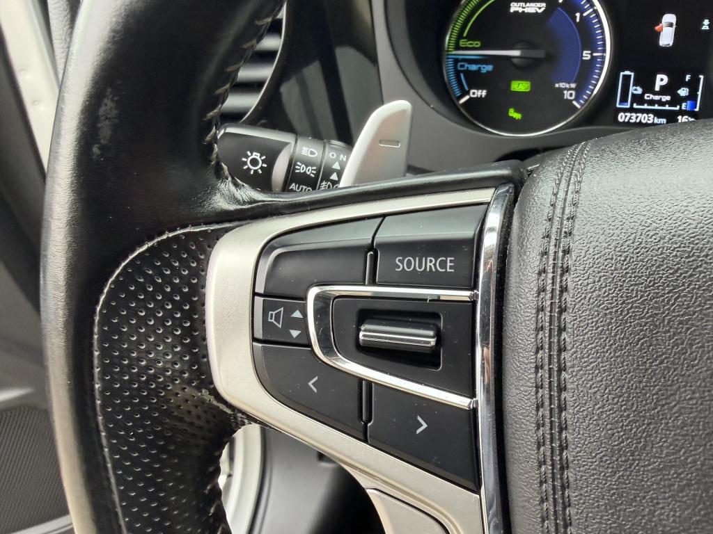 Mitsubishi Outlander 2.4 phev intense