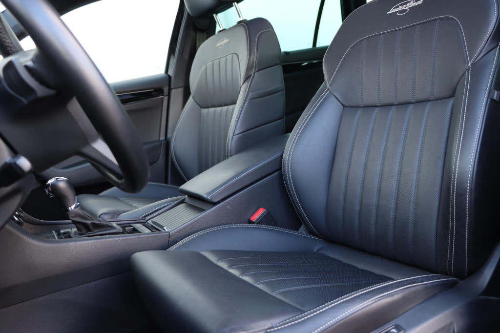 Skoda Superb combi 1.4 tsi iv laurin & klement 218pk dsg6