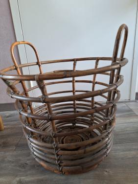 Mand , wasmand of decoratie
