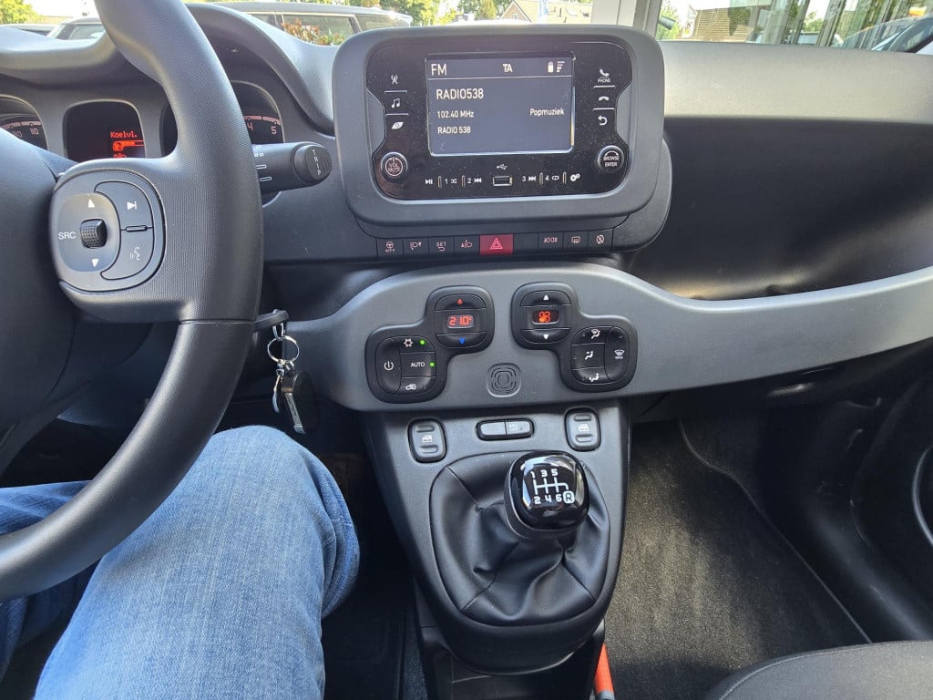 Fiat Panda 1.0 hybrid city life slechts 2895 km!!