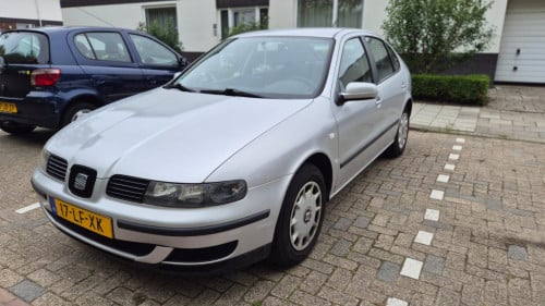 Seat Leon 1.4 – 2002 – met airco – APK tot december 2025
