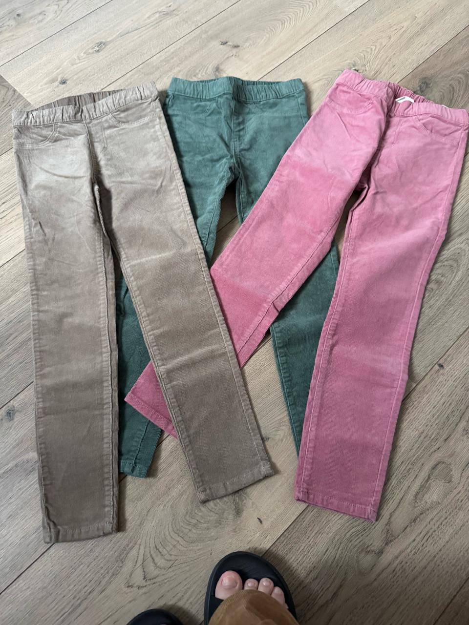 Verschillende broeken maat 122
