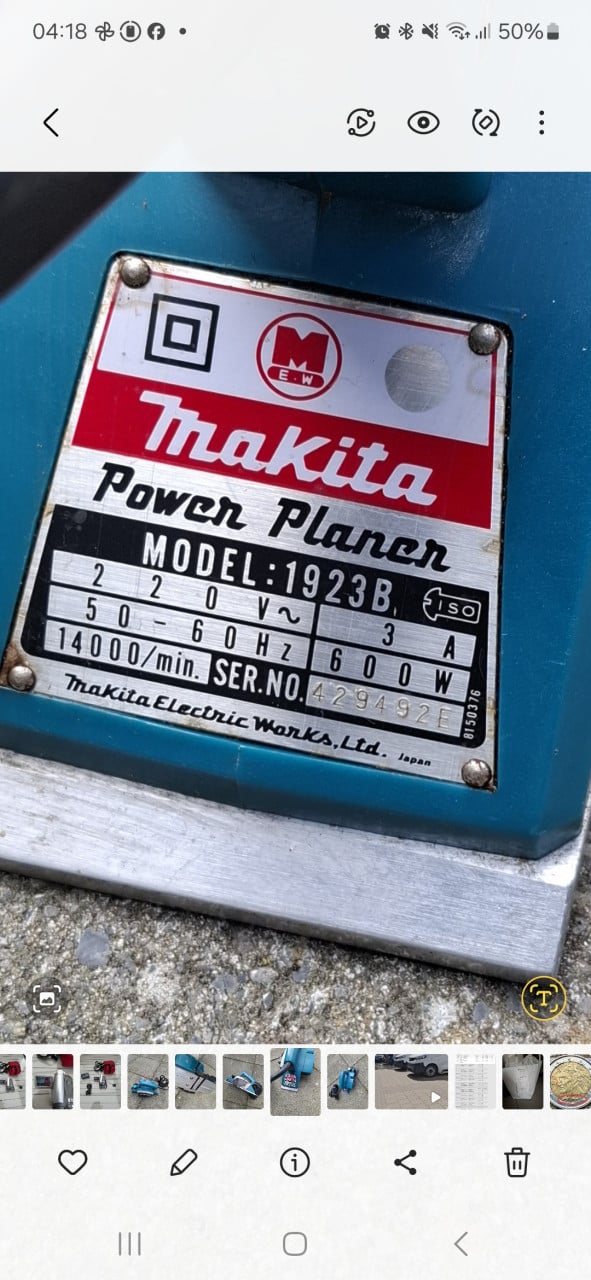 Makita power planer 1923 B. Schaafmachine.
