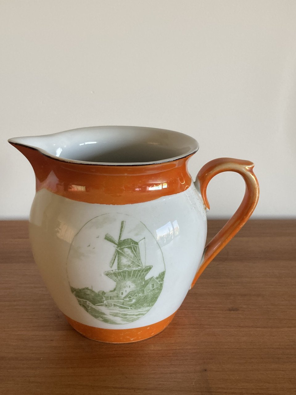 Vintage kan met molen - gemaakt in Czechoslovakia