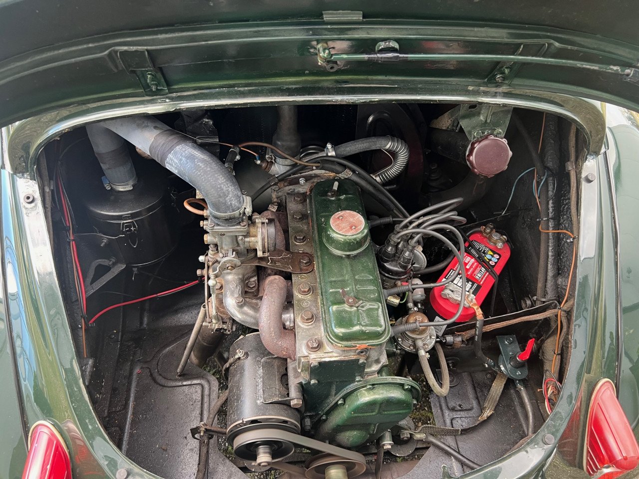 Prachtige Renault 4 CV uit 1957