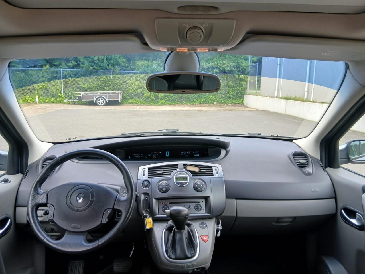 Renault Scénic 1.6-16V Tech Line