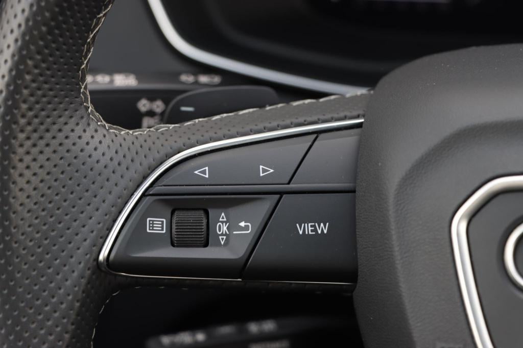 Audi Q5 55 tfsi e s line quattro 367pk s tronic | trekhaak | stoel- en stuu