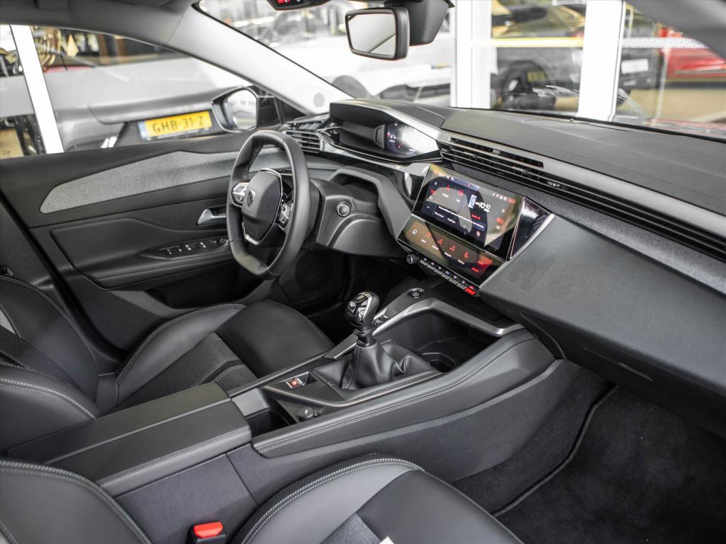 Peugeot 308 sw 1.2 puretech 130pk allure | stoelverwarming | camera | navig